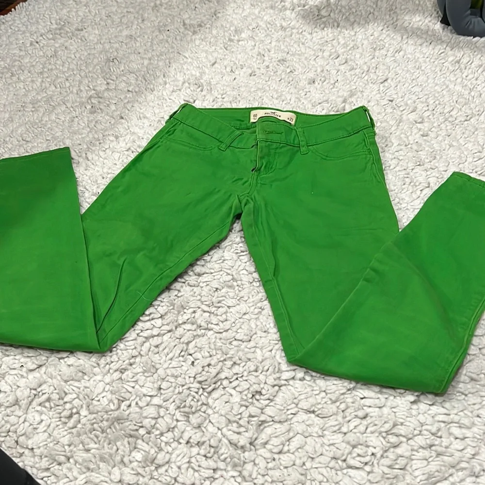 HOLLISTER Jeans size 00 w 23. S - Picture 2 of 5